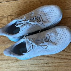 Women’s Hoka Clifton 9